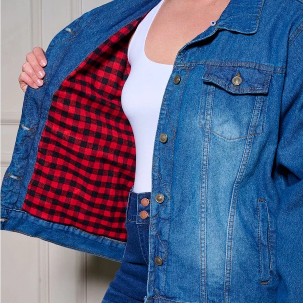 PLUS SIZE LONG SLEEVE BUFFALO CHECK PLAID DENIM JACKET. New!!